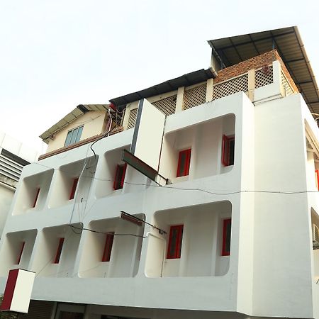 Oyo 6712 Hotel Malabar House Kochi Zewnętrze zdjęcie